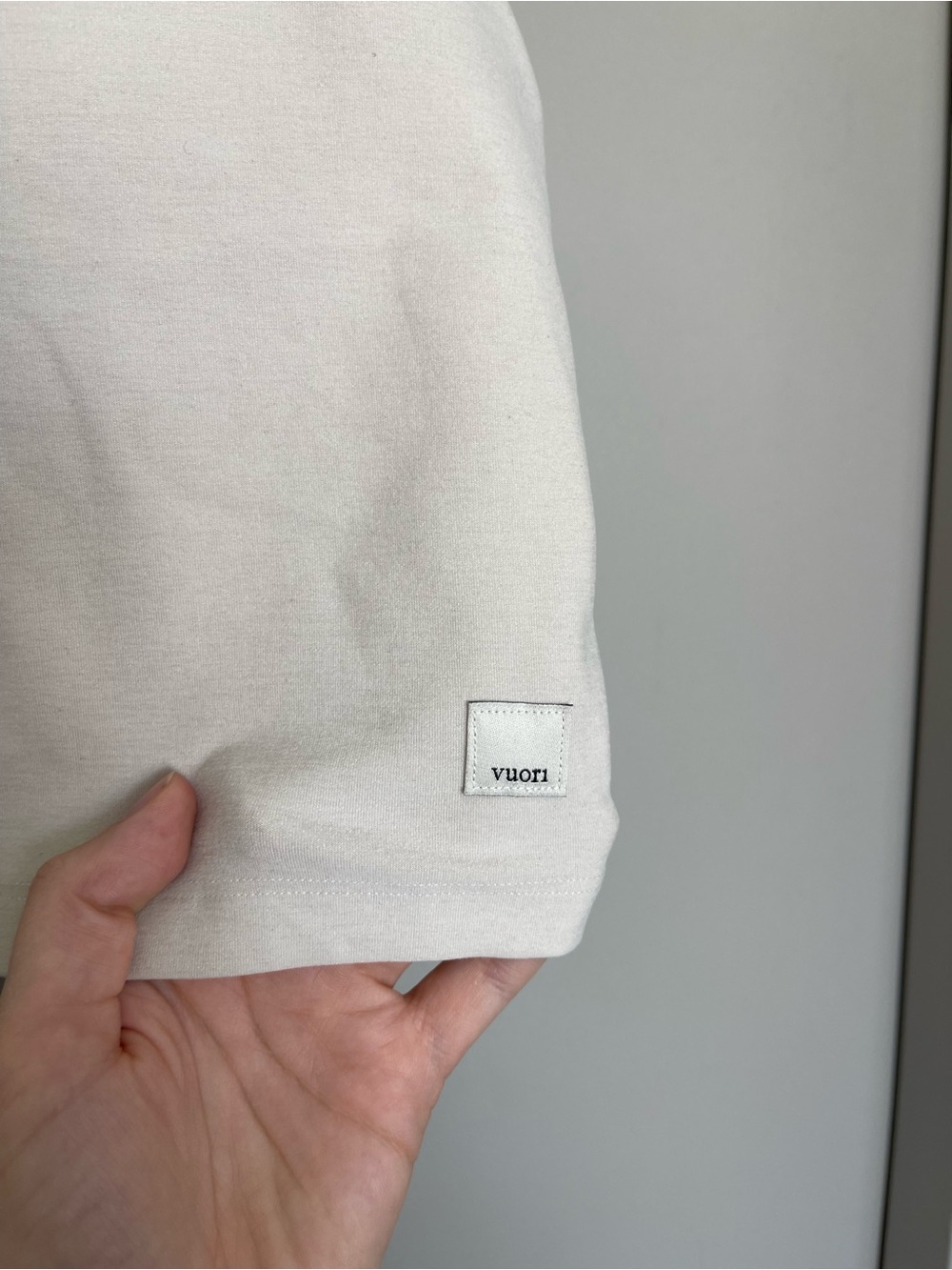 Vuori Cream Racerback Cropped Tank - Picture 4 of 7